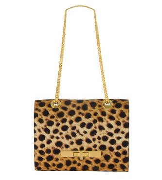 Large hallaby1002 01 a